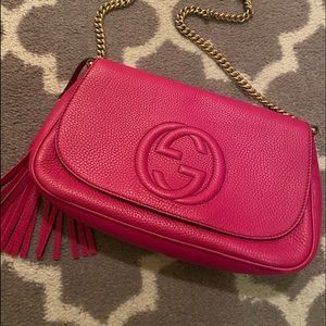 Authentic Gucci Soho Pebbled Leather Fuchsia w Chain-sorry no duster but 💯 real